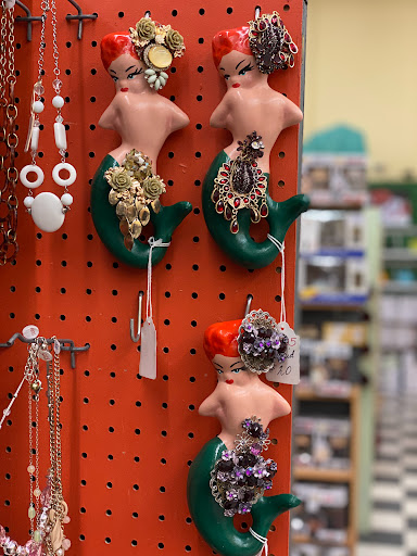 Antique Store «Craftiques Mall - NW Military», reviews and photos, 2375 NW Military Hwy, San Antonio, TX 78231, USA