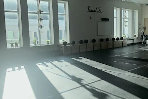 Natural Fit fitness studio image