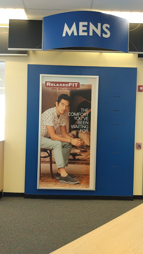 Shoe Store «Shoe Carnival», reviews and photos, 1079 W Riverdale Rd, Riverdale, UT 84405, USA