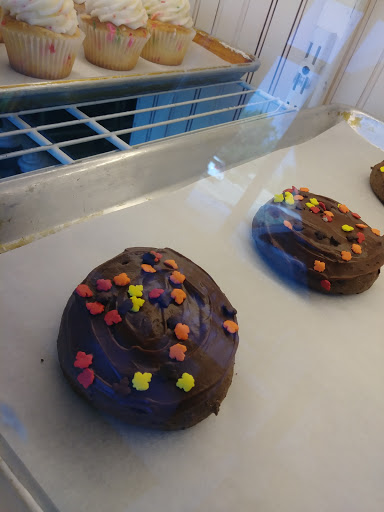 Bakery «Sweet Cake Bake Shop», reviews and photos, 237 W 200 N, Kaysville, UT 84037, USA