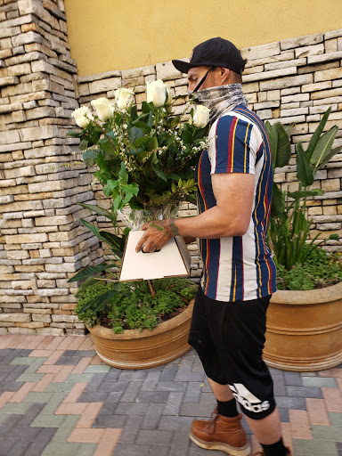 Florist «Seasons Florist», reviews and photos, 26851 Aliso Creek Rd, Aliso Viejo, CA 92656, USA