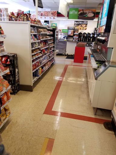 Convenience Store «7-Eleven», reviews and photos, 301 N Cass Ave, Westmont, IL 60559, USA
