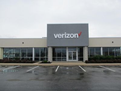 Cell Phone Store «Verizon», reviews and photos, 925 Wayne Ave, Chambersburg, PA 17201, USA