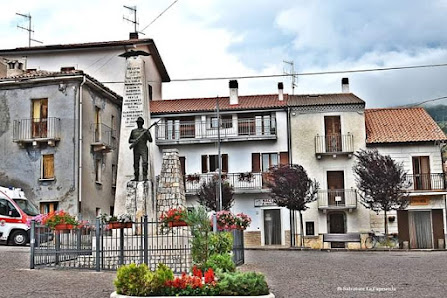 B&B Il Vecchio Lupo Campo di Giove Via Ricciardi, 3, 67030 Campo di Giove AQ, Italia