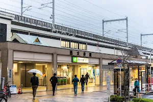 Nishi-Ōi Station image