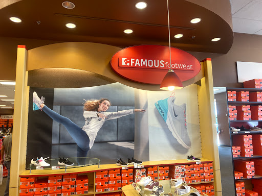Shoe Store «Famous Footwear», reviews and photos, 9450 W Northern Ave, Glendale, AZ 85305, USA