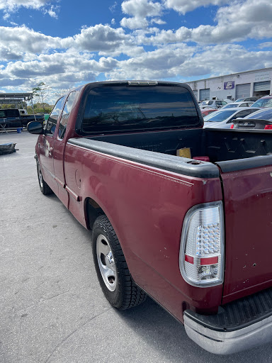 Auto Body Shop «NP BODY SHOP», reviews and photos, 284 SW 6th Ave, Homestead, FL 33030, USA