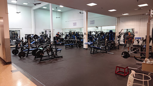 Gym «McChord Sports and Fitness Center», reviews and photos, 729 5th St, McChord AFB, WA 98438, USA