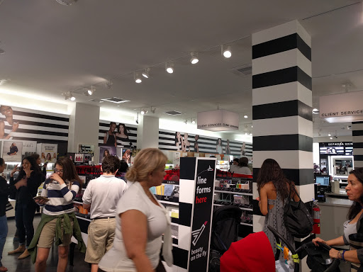 Cosmetics Store «SEPHORA», reviews and photos, 7479 N Kendall Dr, Miami, FL 33156, USA