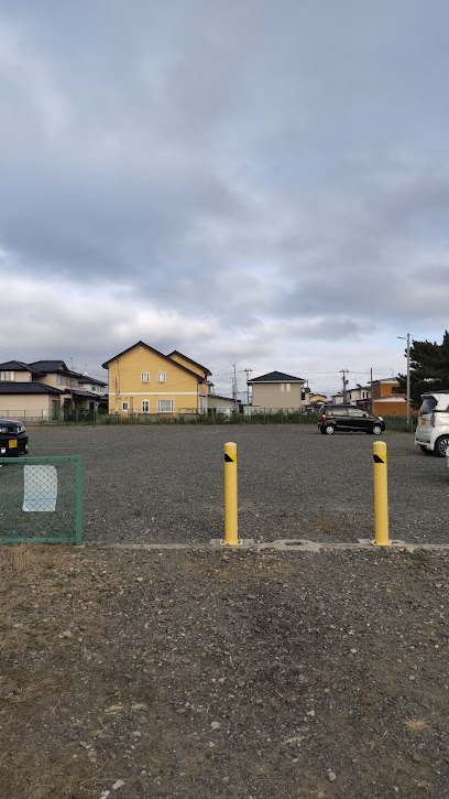 東松島矢本運動公園駐車場(武道館・テニスコート側)