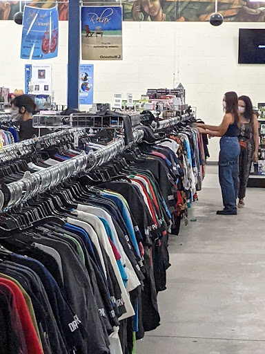 Thrift Store «Goodwill Lakeland Superstore», reviews and photos