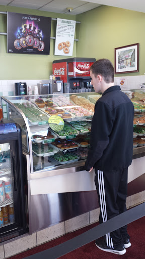 Bakery «Krispy Kreme Doughnuts», reviews and photos, 511 Moosic St, Scranton, PA 18505, USA