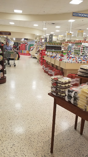 Supermarket «Publix Super Market at Parkway Plaza», reviews and photos, 5265 S John Young Pkwy, Orlando, FL 32839, USA