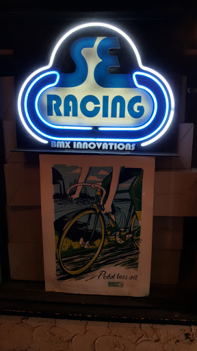 Bicycle Repair Shop «Varsity Bike & Transit», reviews and photos, 1316 4th St SE, Minneapolis, MN 55414, USA