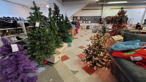 Thrift Store «Best Thrift», reviews and photos, 415 N Military Hwy, Norfolk, VA 23502, USA