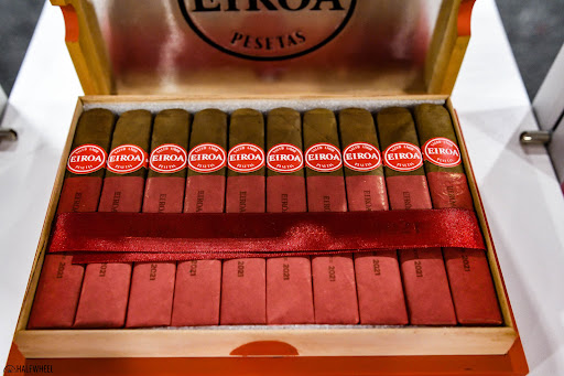 Cigar Shop «CIGAR CLUB», reviews and photos, 1407 Standiford Ave, Modesto, CA 95350, USA