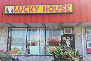 Lucky House image