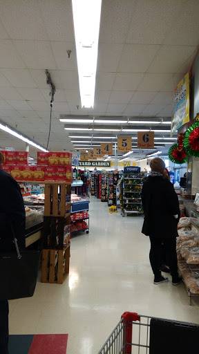 Grocery Store «County Market», reviews and photos, 109 W Jackson St, Attica, IN 47918, USA