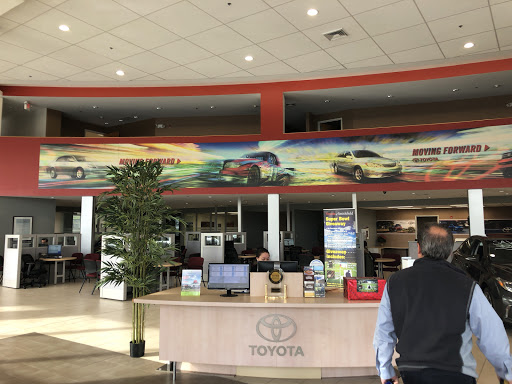 Car Dealer «Colonial Toyota», reviews and photos, 550 George Washington Hwy, Smithfield, RI 02917, USA