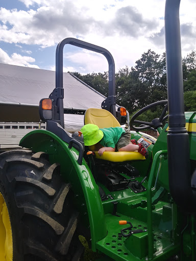 Tractor Dealer «James R Rosencrantz & Son Inc», reviews and photos, 184 South Rd, Kensington, NH 03833, USA