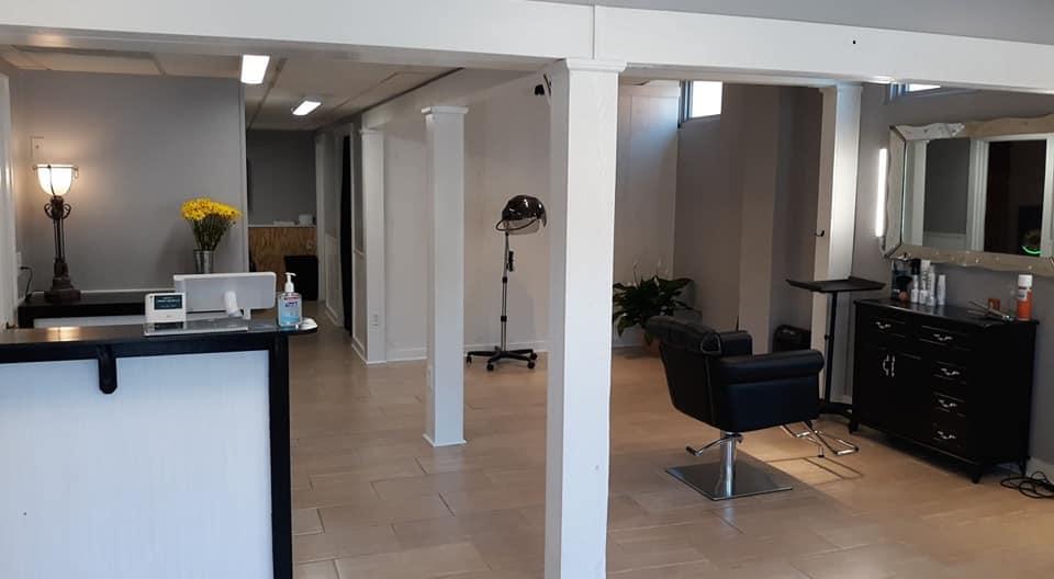Linnedy Salon LLC 24179