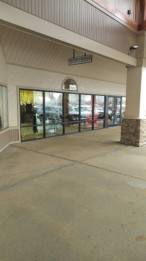 Outlet Store «Tanger Outlet Blowing Rock», reviews and photos, 278 Shoppes on the Parkway Rd, Blowing Rock, NC 28605, USA