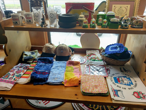 Tourist Attraction «Penna Dutch Gift Haus», reviews and photos, 93 Roadside Dr, Shartlesville, PA 19554, USA