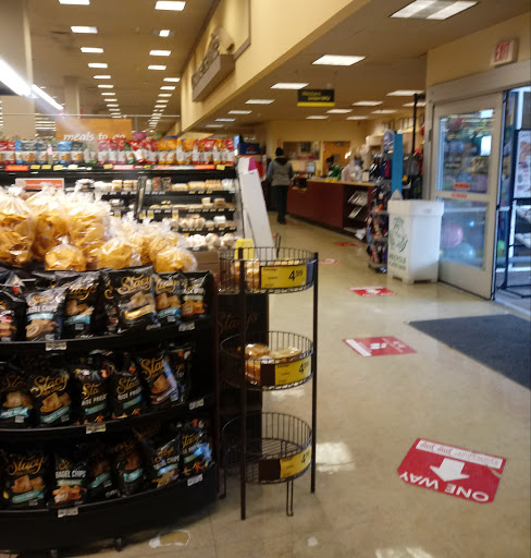 Grocery Store «Safeway», reviews and photos, 7414 Little River Turnpike, Annandale, VA 22003, USA
