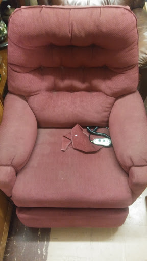 Thrift Store «Happy Tails Thrift Store», reviews and photos, 1825 Springs Rd, Vallejo, CA 94591, USA