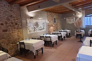 Restaurant Montsenya image