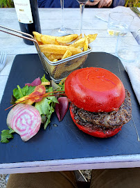 Hamburger du Restaurant français L'O à la Bouche à Ginestas - n°10