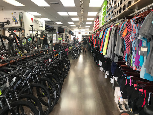 Bicycle Store «City Bikes Aventura», reviews and photos, 20335 Biscayne Blvd, Aventura, FL 33180, USA