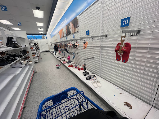 Clothing Store «Ross Dress for Less», reviews and photos, 6610 Mooretown Rd, Williamsburg, VA 23188, USA