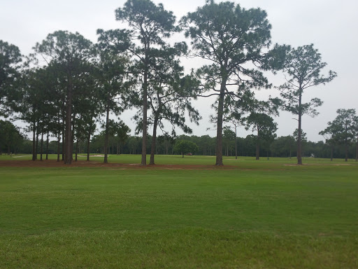 Golf Driving Range «Tanglewood Golf and Country Club», reviews and photos, 5916 Tanglewood Dr, Milton, FL 32570, USA