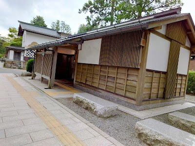 文化通り公衆トイレ