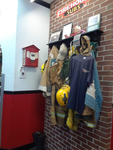 Sandwich Shop «Firehouse Subs», reviews and photos, 20165 N 67th Ave #122b, Glendale, AZ 85308, USA