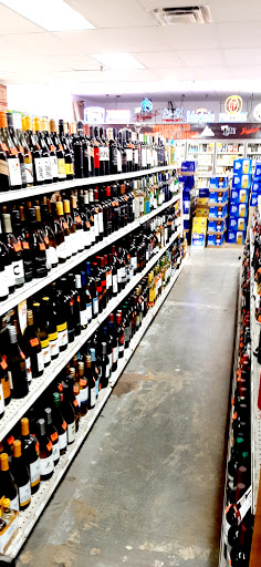 Wine Store «Grattidge Liquor Store», reviews and photos, 2069 SE 29th St, Topeka, KS 66605, USA