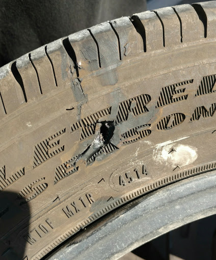 Tire Shop «Discount Tire Store - San Diego, CA», reviews and photos, 5860 Miramar Rd, San Diego, CA 92121, USA