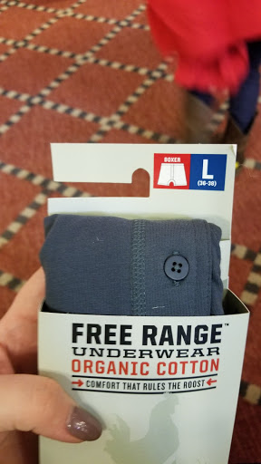 Clothing Store «Duluth Trading Company», reviews and photos, 252 57th Ave NE, Fridley, MN 55432, USA