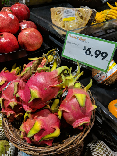 Grocery Store «Family Fresh Market», reviews and photos, 110 W 4th St, New Richmond, WI 54017, USA