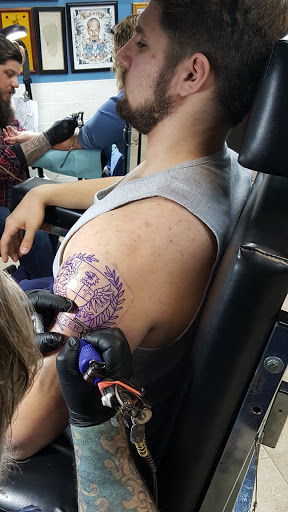 Tattoo Shop «Blue Line Tattoo», reviews and photos, 523 Main St, La Crosse, WI 54601, USA