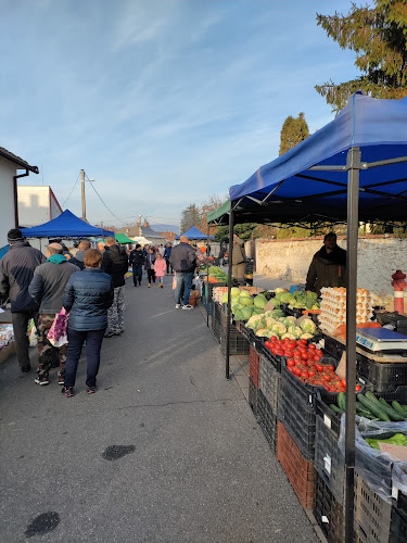 Opinii despre Zöldségpiac în Sárospatak - Élelmiszerüzlet