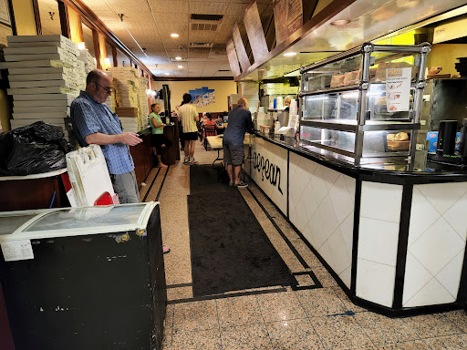 Shopping Mall «Sun-Vet Mall», reviews and photos, 5801 Sunrise Hwy, Holbrook, NY 11741, USA