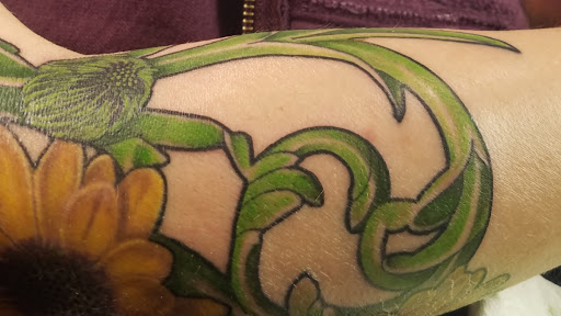 Tattoo Shop «Bohemian Tattoo», reviews and photos, 1731 Main St, Fortuna, CA 95540, USA