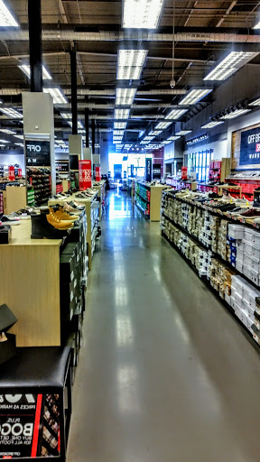Shoe Store «Off Broadway Shoe Warehouse», reviews and photos, 1919 E Camelback Rd, Phoenix, AZ 85016, USA