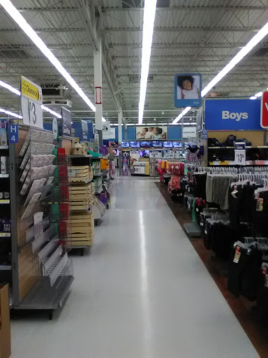 Department Store «Walmart Supercenter», reviews and photos, 555 W Genesee St, Lapeer, MI 48446, USA