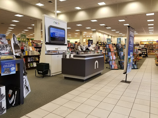 Book Store «Barnes & Noble», reviews and photos, 5101 Main St, Williamsburg, VA 23188, USA