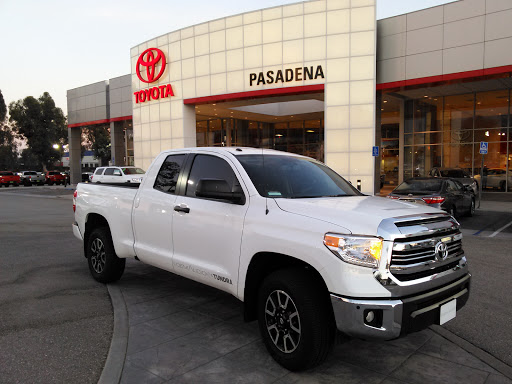 Toyota Dealer «Toyota Pasadena», reviews and photos, 3600 E Foothill Blvd, Pasadena, CA 91107, USA