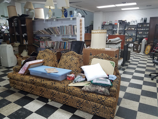 Thrift Store «Sun Rise Thrift Store», reviews and photos, 1880 S Havana St, Aurora, CO 80012, USA