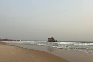 Ocean Lagos beach image
